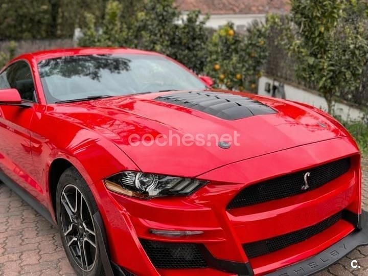 Usado Ford Mustang Fastback 314 CV (230 kW) 2019 Rojo Coupe