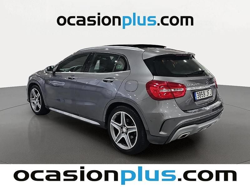 Usado Mercedes GLA220 AMG line 170 CV (125 kW) 2015 Gris SUV