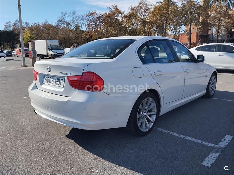Usado BMW 320 177 CV (130 kW) 2010 Blanco Berlina