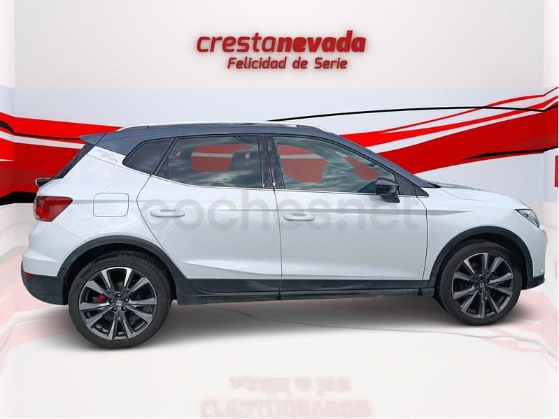 Usado Seat Arona FR 150 CV (110 kW) 2025 Blanco SUV