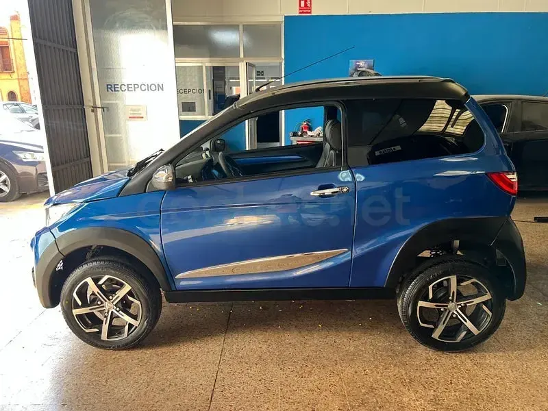 Usado Aixam Crossover Premium Premium 2022 Azul Berlina