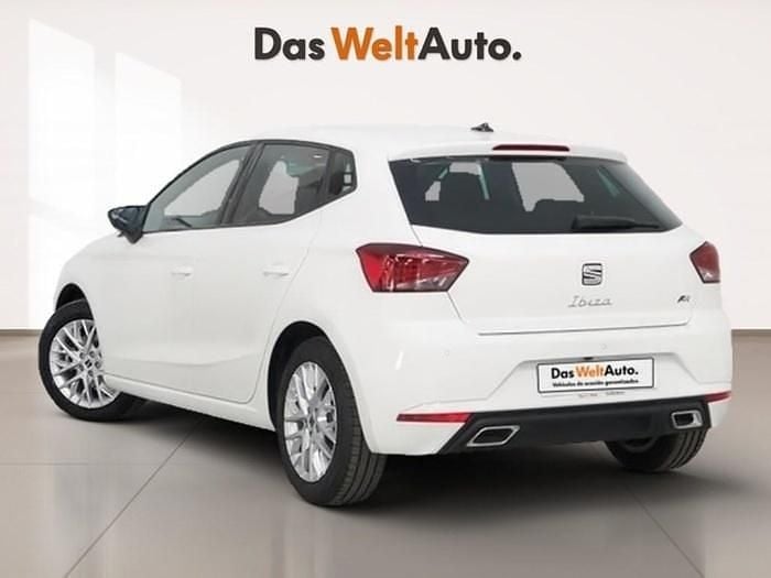 Blanco Usado 2025 Seat Ibiza FR Utilitario | 19.500 € (Un poco caro) - Imagen 1/4