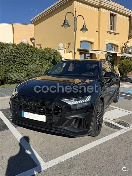 Usado Audi Q8 Comfort 286 CV (210 kW) 2024 Negro SUV