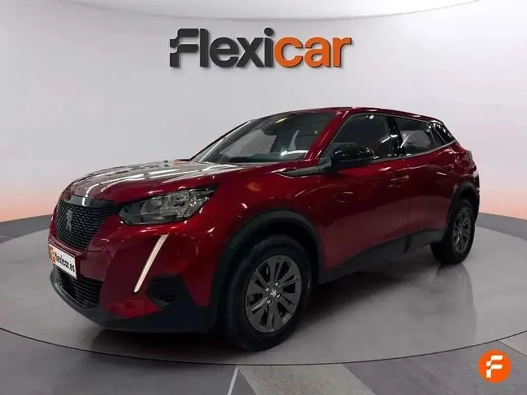 Usado Peugeot 2008 Active 101 CV (74 kW) 2023 Burdeos SUV
