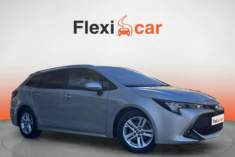 Gris Usado 2020 Toyota Corolla Active Berlina | 17.490 € (Buen precio) - Imagen 1/4