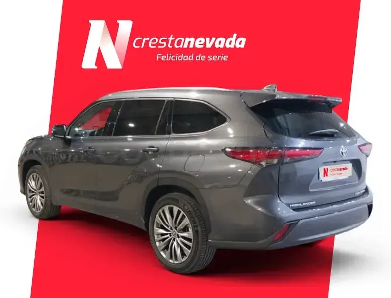 Usado Toyota Highlander Advance 246 CV (180 kW) 2022 Gris / plata SUV