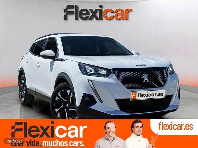 Usado Peugeot 2008 Allure 130 CV (95 kW) 2020 Blanco SUV