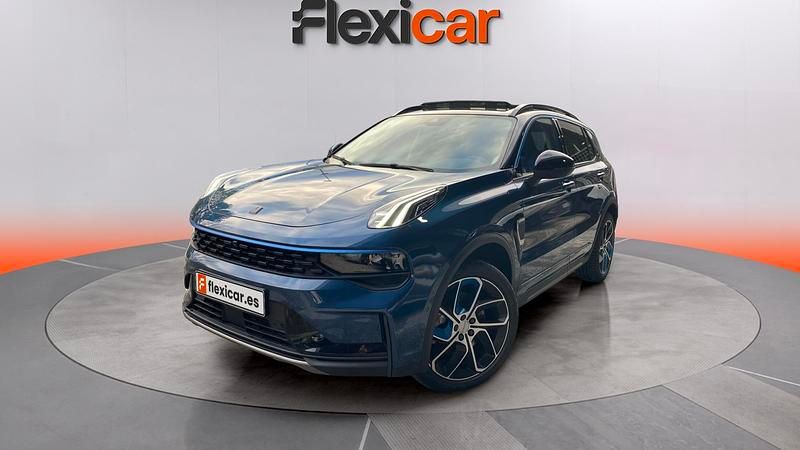 Begagnad Lynk & Co 01 261 HK (191 kW) 2022 Blå SUV