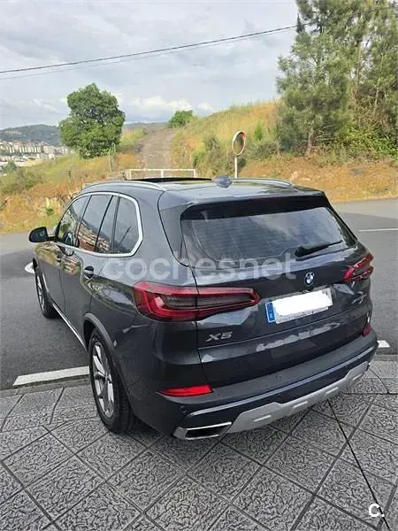 Usado BMW X5 Comfort Edition 265 CV (194 kW) 2021 Gris / plata SUV