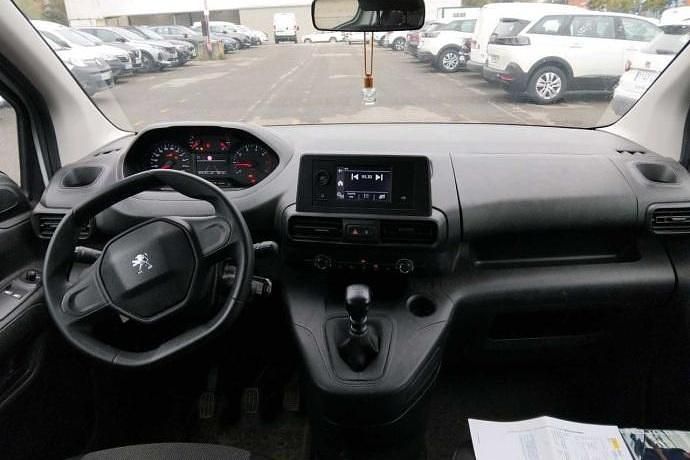 Usado Peugeot Rifter Business-Line 100 CV (73 kW) 2023 Monovolumen