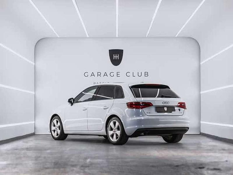 Usado Audi A3 Sportback Ambition 122 CV (89 kW) 2013 Utilitario
