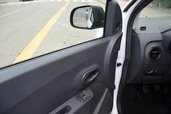 Usado Dacia Dokker Essentiel 109 CV (80 kW) 2020 Monovolumen