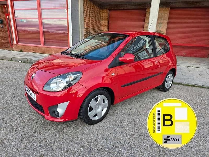 Usado Renault Twingo Authentique 64 CV (47 kW) 2008 Rojo Utilitario