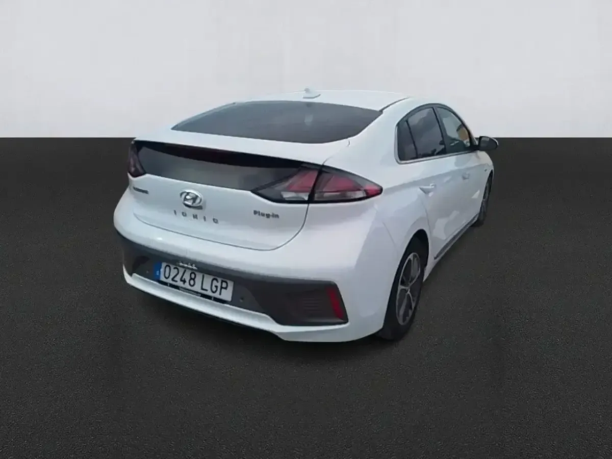 Usado Hyundai Ioniq 141 CV (103 kW) 2020 Blanco Utilitario