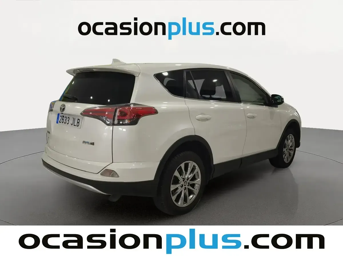 Usado Toyota RAV4 Advance 143 CV (105 kW) 2016 Blanco SUV
