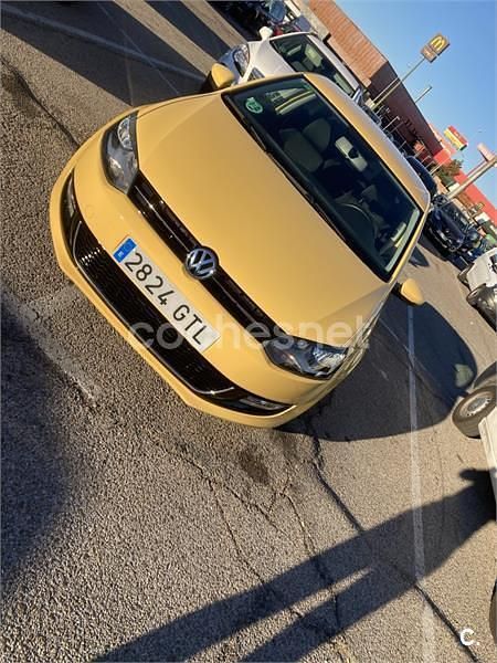 Usado VW Polo Sport 85 CV (62 kW) 2010 Amarillo Utilitario