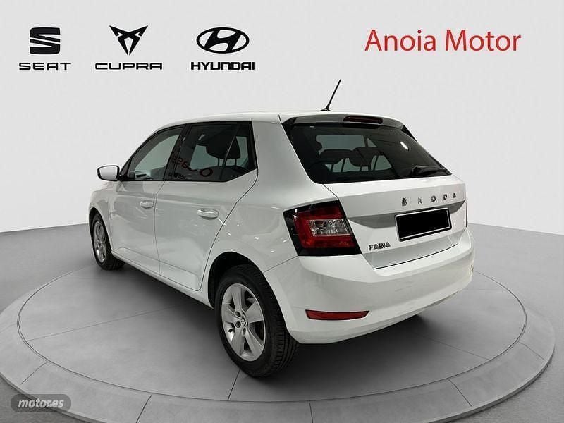 Usado Skoda Fabia 110 CV (80 kW) 2021 Blanco