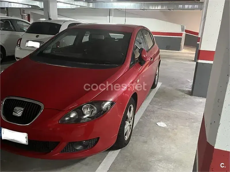 Brugt Seat Leon Sport 102 HK (75 kW) 2007 Rød Hatchback