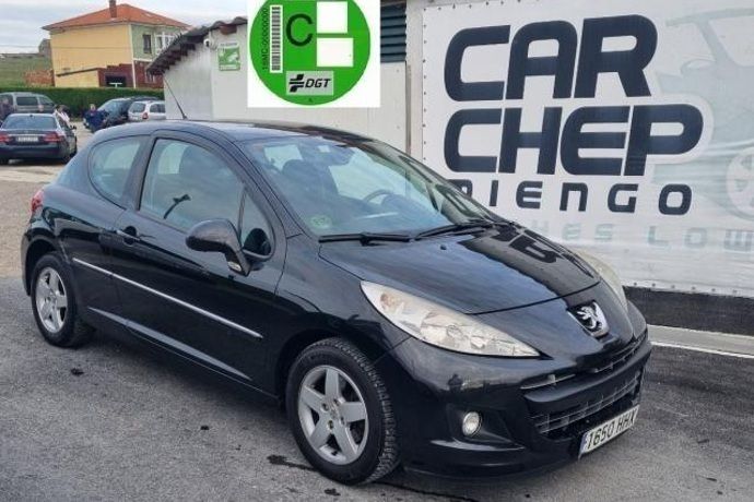 Usado 2012 Peugeot 207 Active Utilitario | 4499 € (Precio justo) - Imagen 1/4