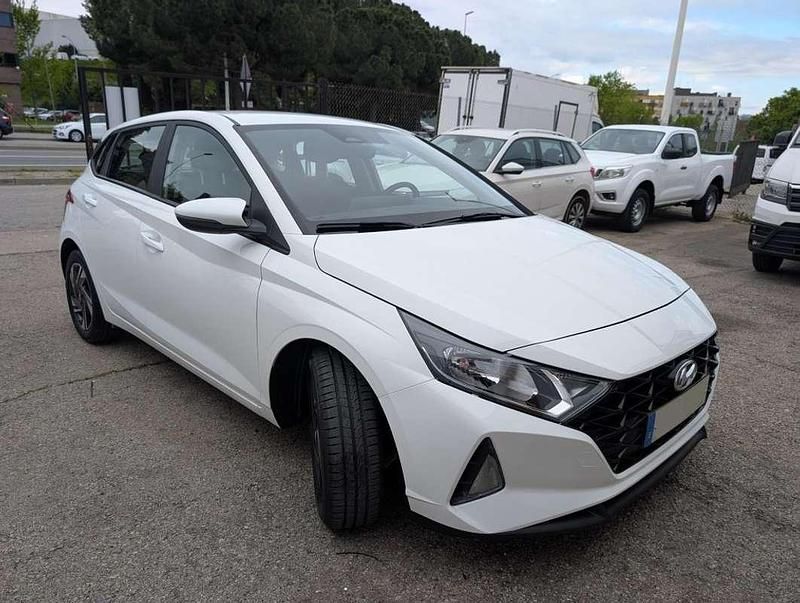Usado Hyundai i20 101 CV (74 kW) 2022 Blanco Utilitario
