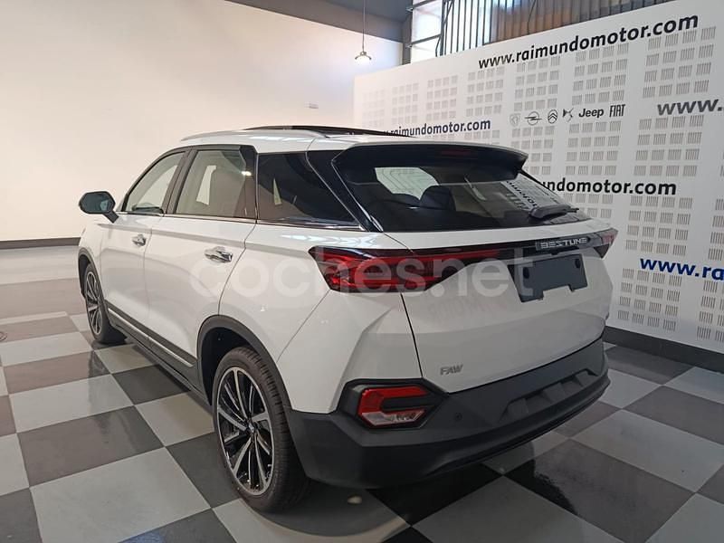 Usado Bestune T77 160 CV (117 kW) 2025 Blanco SUV