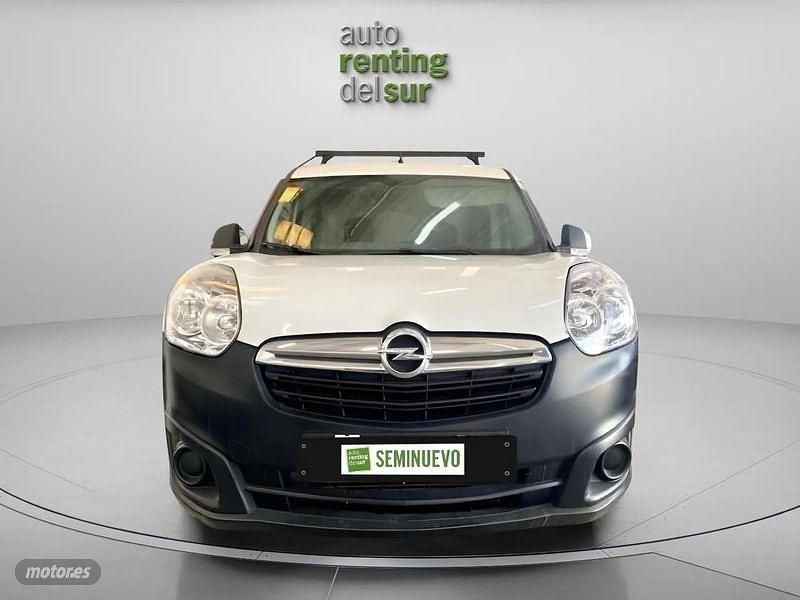Usado Opel Combo 105 CV (77 kW) 2018 Blanco Monovolumen