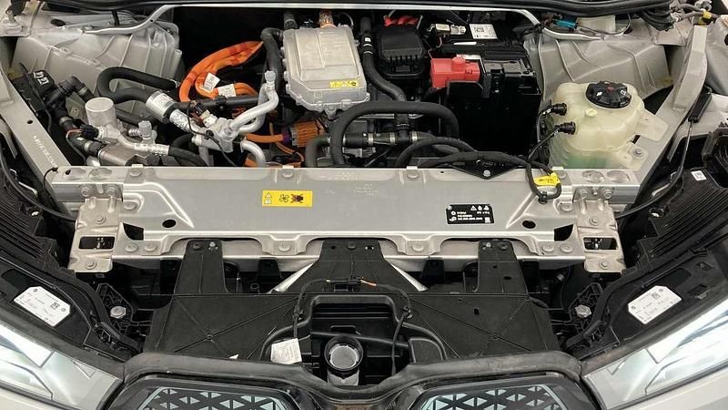 Usado BMW iX 239 kW (326 CV) 2023 Blanco SUV