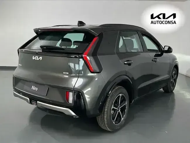 Nuevo Kia Niro 138 CV (101 kW) 2027 Gris SUV