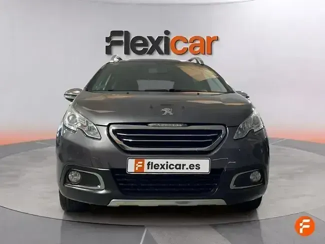 Usado Peugeot 2008 Style 110 CV (80 kW) 2016 Gris SUV