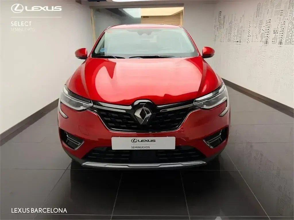 Käytetty Renault Arkana Zen 145 HP (106 kW) 2021 Otro Katumaasturi
