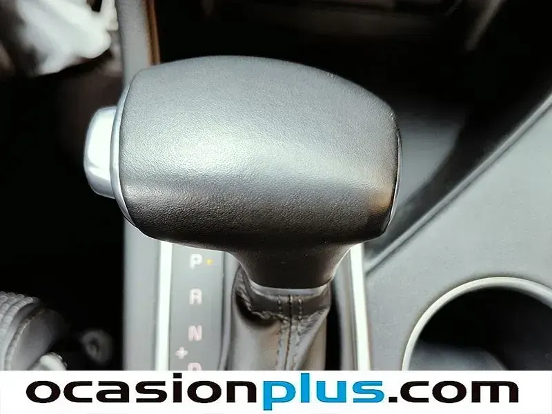Usado Kia Sportage GT-Line 136 CV (100 kW) 2019 Negro SUV