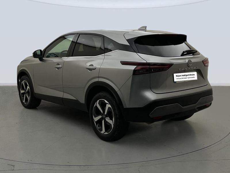 Usado Nissan Qashqai N-Connecta 140 CV (102 kW) 2024 Gris SUV