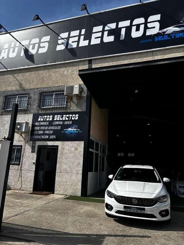 Blanco Usado 2019 Fiat Punto Utilitario | 9999 € - Imagen 1/4