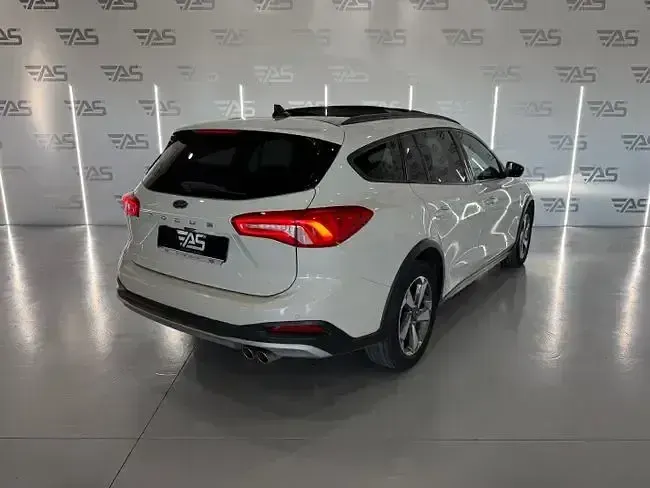 Usado Ford Focus ST-Line 151 CV (111 kW) 2019 Beige Familiar