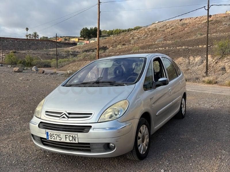 Usado Citroën Xsara Picasso Exclusive 110 CV (80 kW) 2006 Gris / plata Monovolumen