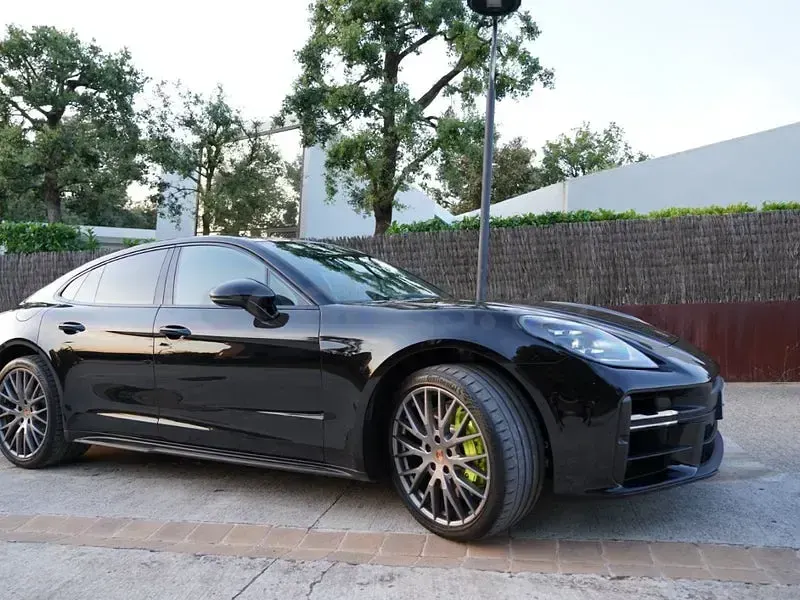 Usado Porsche Panamera 4 470 CV (345 kW) 2025 Negro Utilitario