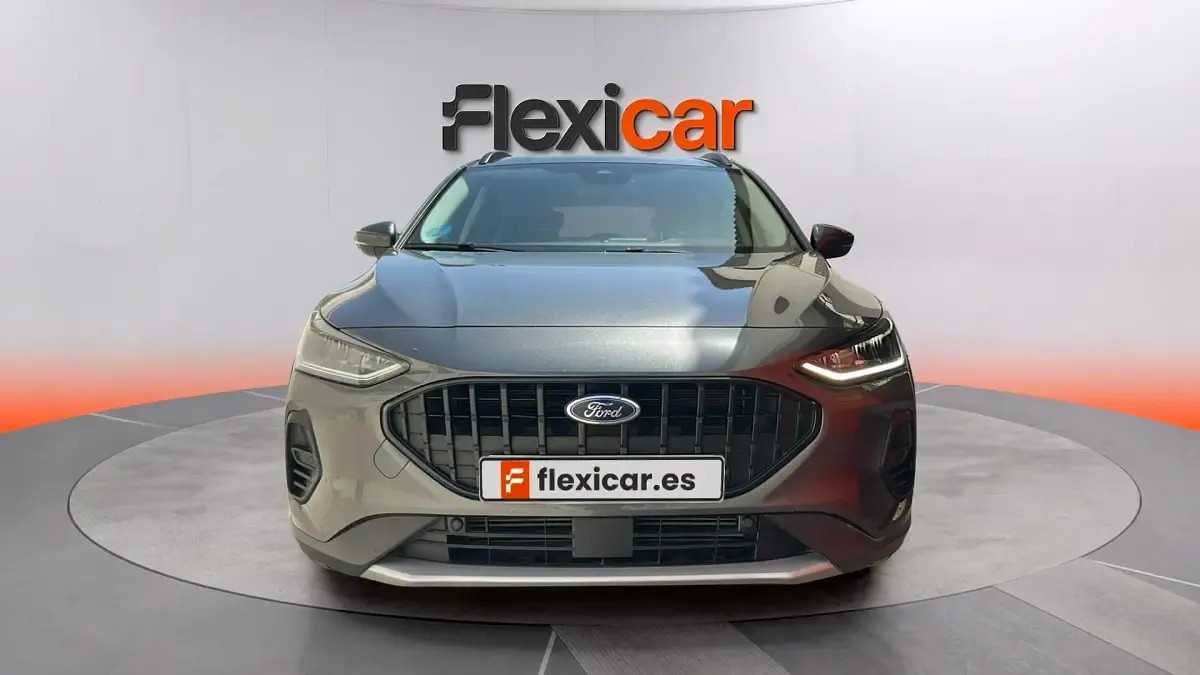Usado Ford Focus ST-Line 155 CV (114 kW) 2024 Gris Berlina