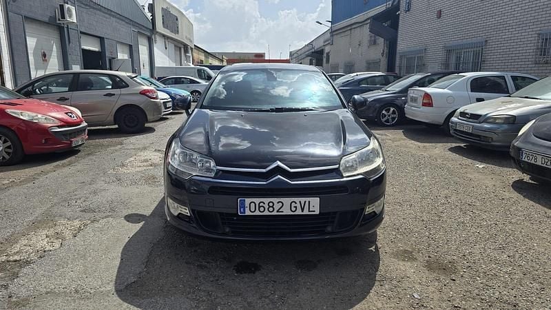 Usado Citroën C5 109 CV (80 kW) 2009 Negro Berlina