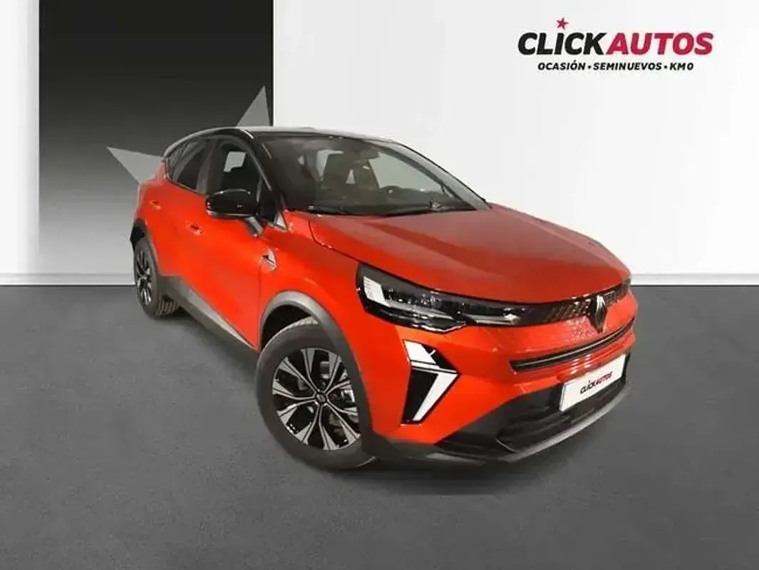 Usado Renault Captur Evolution 90 CV (66 kW) 2025 Rojo SUV