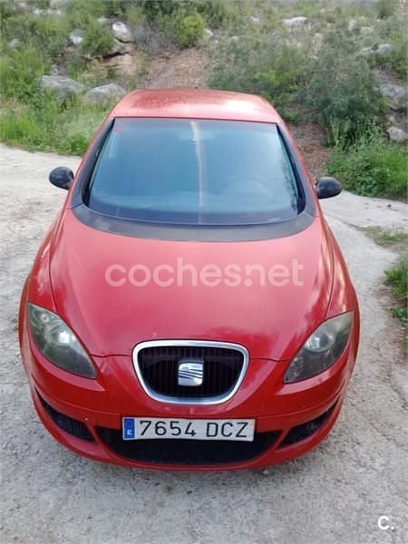 Usado Seat Altea Stylance 140 CV (102 kW) 2004 Rojo Monovolumen