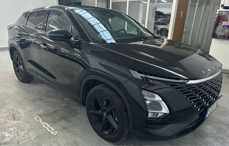 Usado Omoda 5 185 CV (136 kW) 2023 Negro SUV