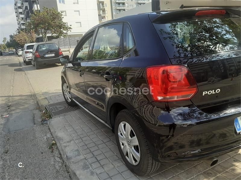 Usado VW Polo Sport 90 HP (66 kW) 2013 Preto Sedan