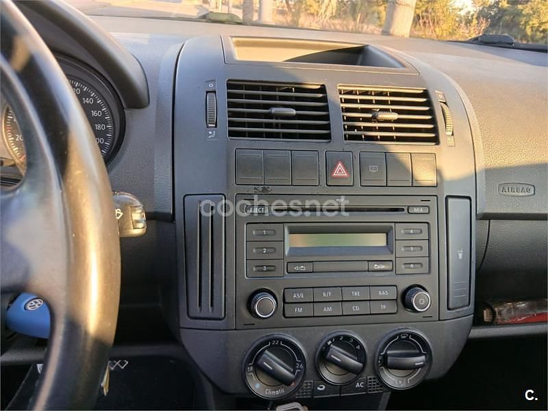 Usado VW Polo Advance 80 CV (58 kW) 2008 Azul Utilitario