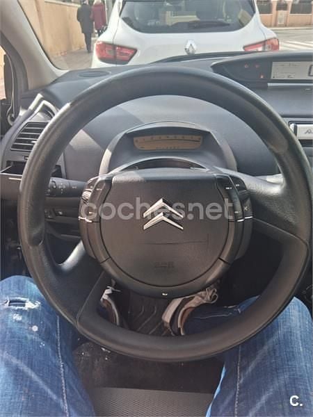 Käytetty Citroën C4 VTR Sport 110 HP (80 kW) 2005 Musta Sedan