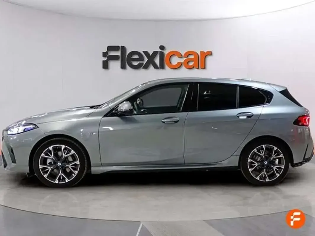 Usado BMW 120 170 CV (125 kW) 2025 Gris Utilitario