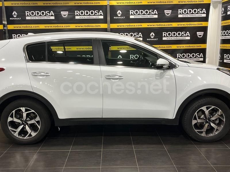 Usado Kia Sportage 115 CV (84 kW) 2020 Blanco SUV