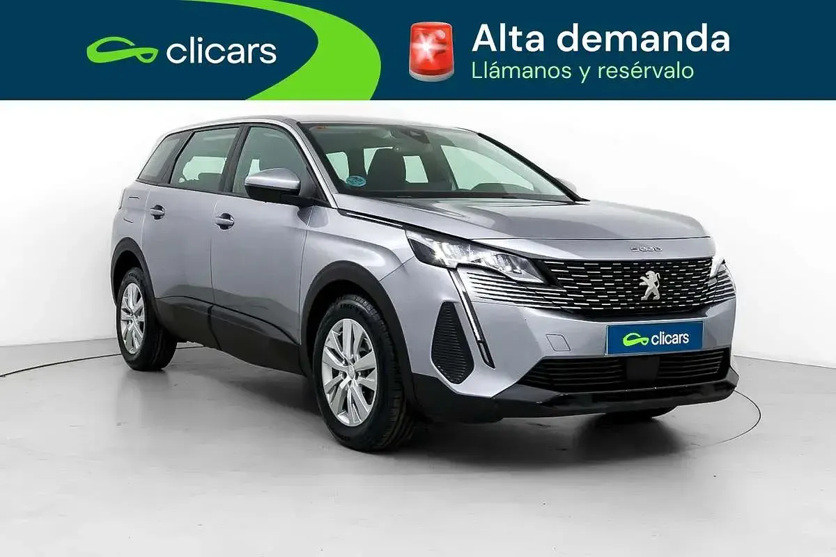 Usado Peugeot 5008 Active 131 CV (96 kW) 2021 Gris SUV