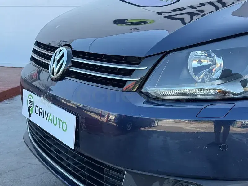 Usado VW Touran Advance 105 CV (77 kW) 2013 Azul Monovolumen
