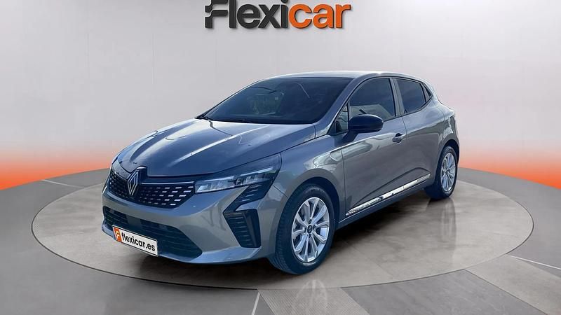 Begagnad Renault Clio V Evolution 101 HK (74 kW) 2025 Grå Halvkombi