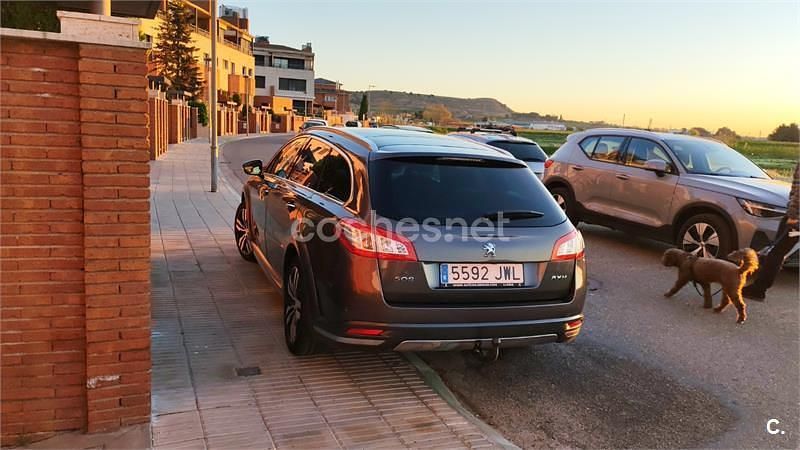 Usado Peugeot 508 RXH 180 CV (132 kW) 2017 Gris / plata Familiar